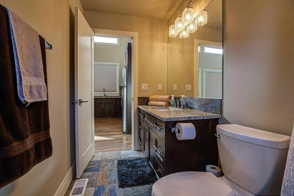 Newly Built Modern Chalet Duplex - 2 Mount Hood Village Luaran gambar